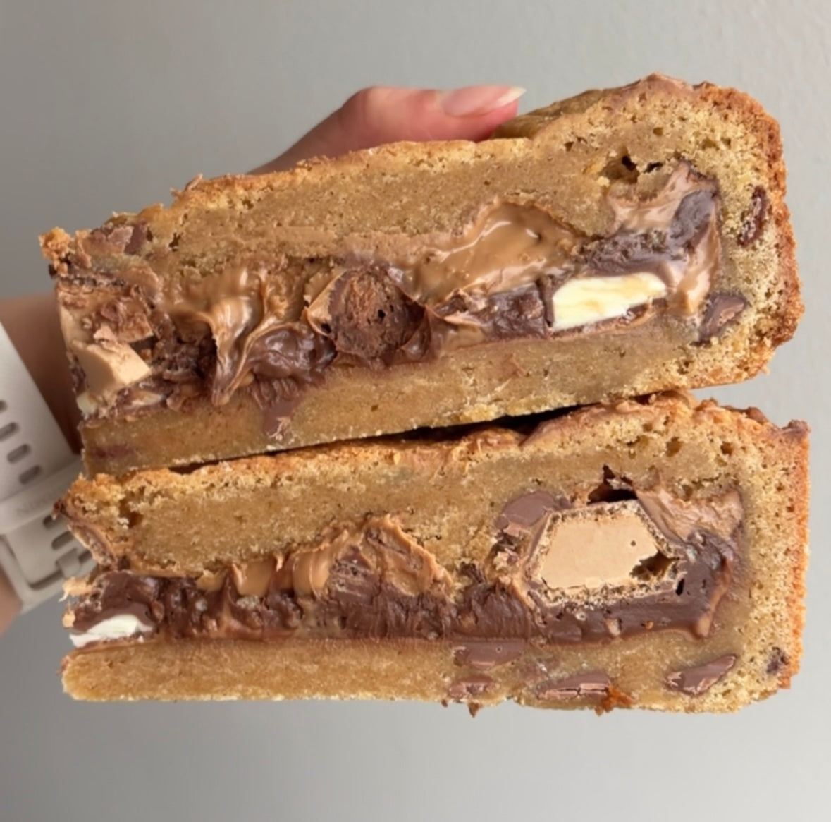 Kinder cookie pie